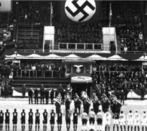 【ナチスVS占領下の市民】サッカーの試合に勝ったら皆殺し!?