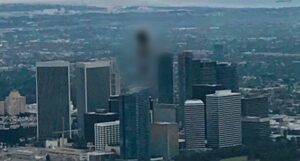 世界各地で目撃されるフライング・ヒューマノイドの正体は！？